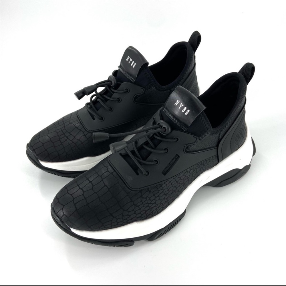 Steve Madden Myles Black Croco Chunky
Platform Athletic Sneakers 8.5